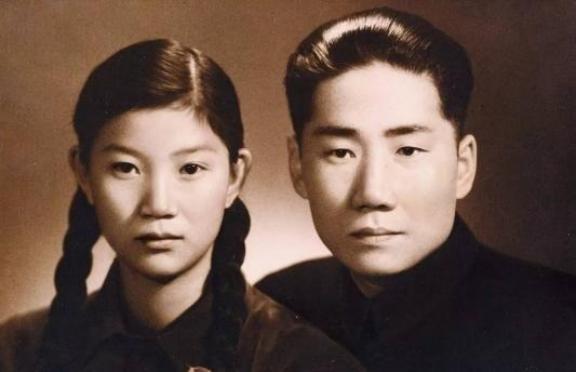 毛岸英入朝作战牺牲，彭德怀要负主要的责任？其实毛主席很早就揭露过真相！毛岸英