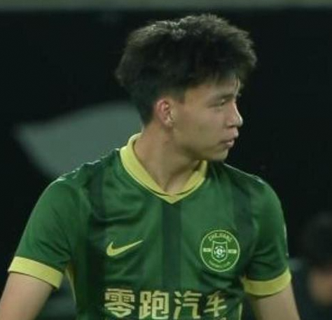 媒体人谈王钰栋:目标更高就得控制欲望
