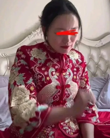 湖南某地，结婚当天，新郎意外发现新娘竟然和前男友同居长达五年之久，但是新郎没有大