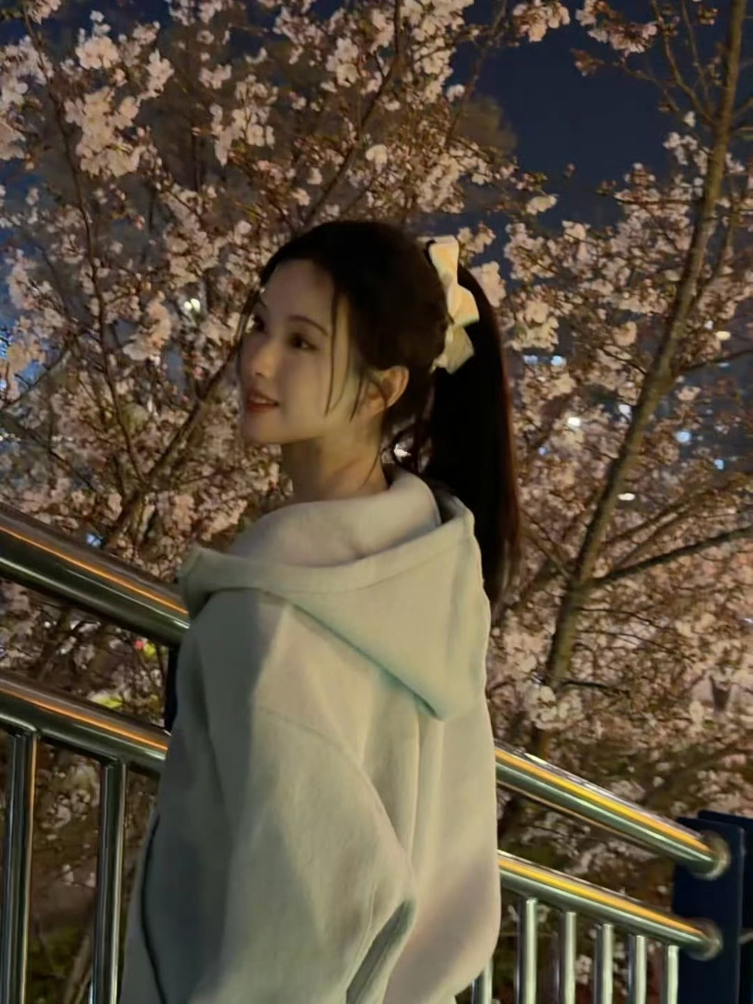 陈都灵拍了夜樱陈都灵陈都灵陈都灵