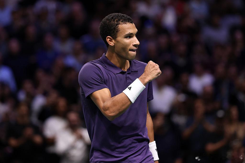 ATP1000巴黎大师赛半决赛赛果（按签表顺序）：阿利亚西姆[9]76(3)