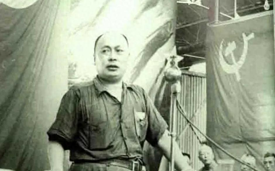 蒋介石对陈毅半年内两次军事才能评价，前后判若两人，原因到底是什么？1946年