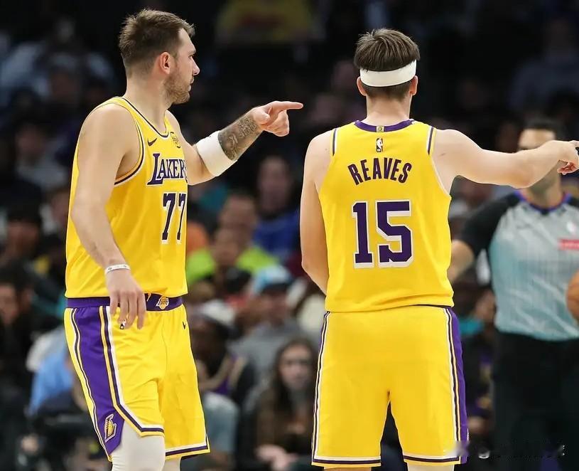 难以置信！12月1日，湖人7连胜，赛后还有5个好消息:一、7连胜+西部第二