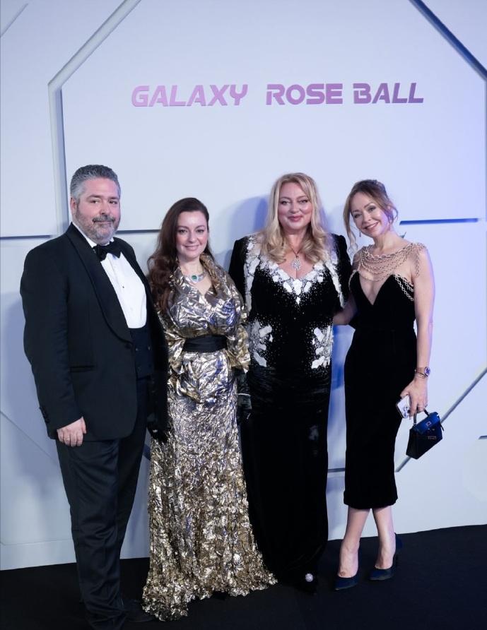 3月21日，摩纳哥王室举办一年一度的玫瑰舞会。这次的摩纳哥第70届玫瑰舞会不仅