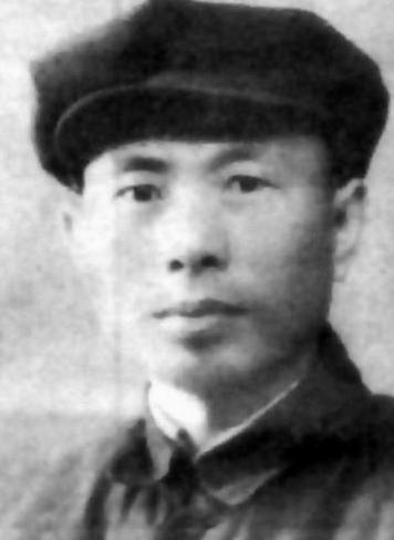 1952年，开封市委书记戴季英，自恃功高，向毛主席要官，希望担任省委书记，毛主席