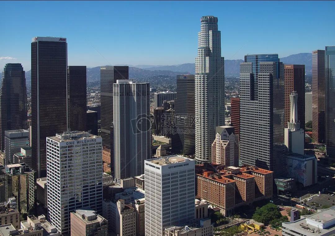 想想也是讽刺房子降价前好多人家因为房子闹得鸡飞狗跳父母与子女兄弟与姐妹……