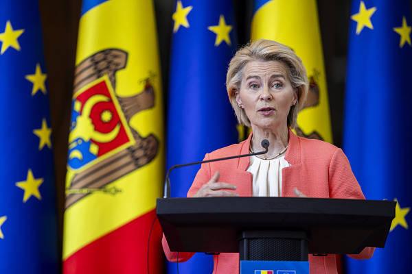 欧盟想靠市场“讹诈”中国？现实给了一巴掌：三大死穴无解。欧盟安全研究所竟建议