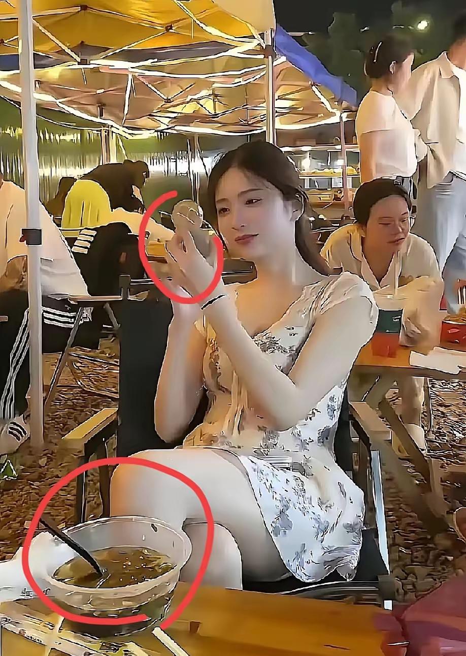 娶这种女人回家是福还是祸？如果是你，你会要吗？​如果家里没矿，如果一个月给不