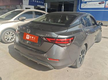 21年日产轩逸1.6公里数60000，二手价69000元看了车整体都很漂亮，也