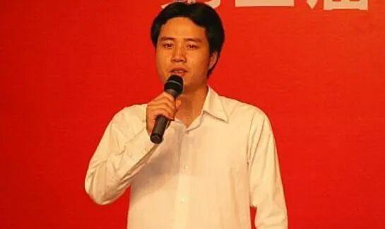 初中毕业做网吧网管，随手做出hao123，1190万卖给百度，这笔当年被众人看不