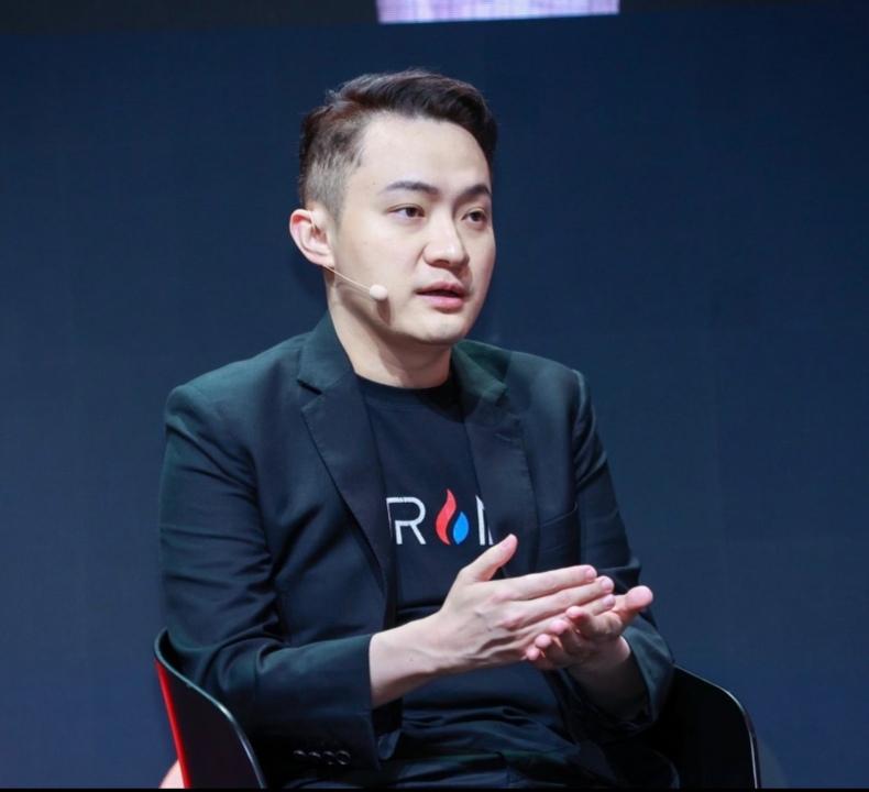 景甜会不会塌房，我不知道，但是我敢确定一件事，那就是孙宇晨其实非常精于算计！
