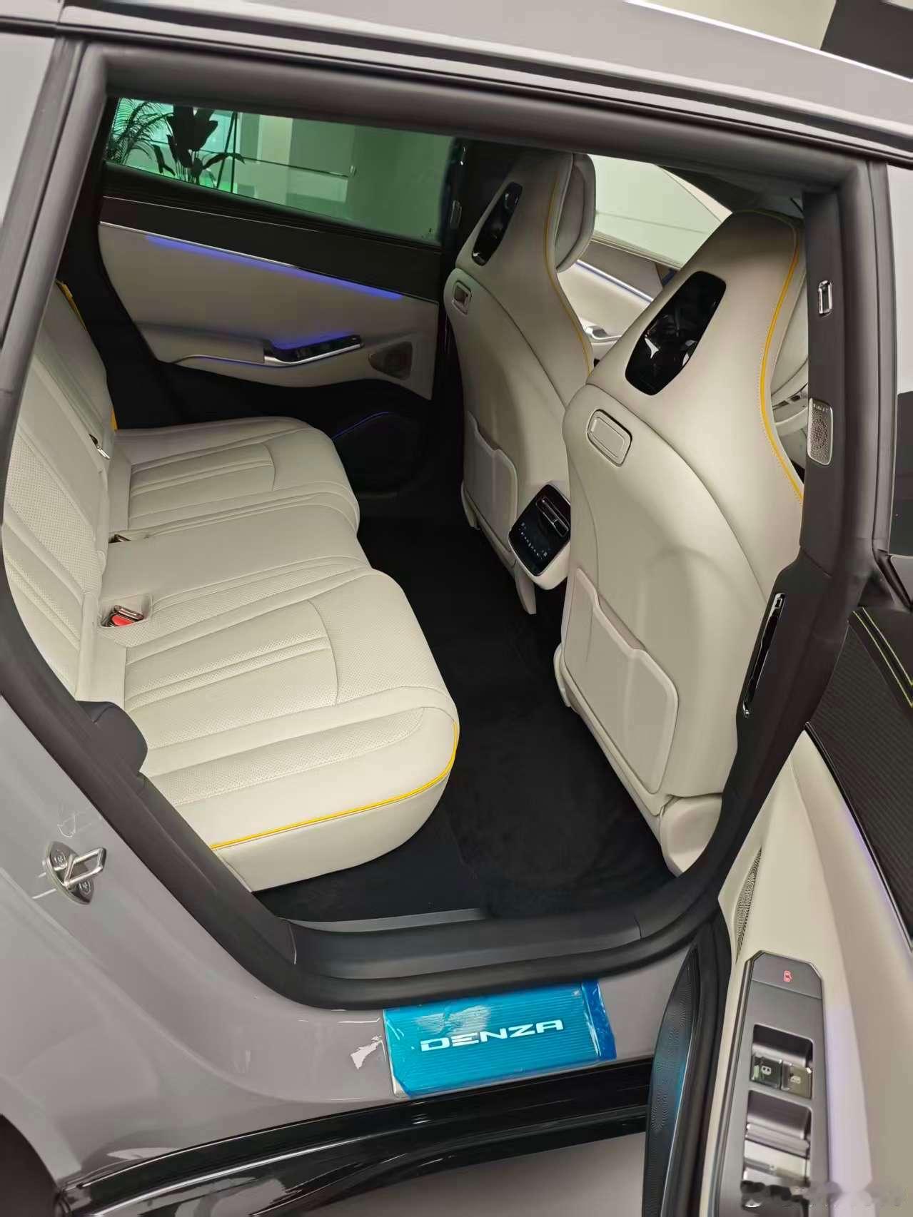 何为GT？全新腾势Z9GT踏雪白腾势