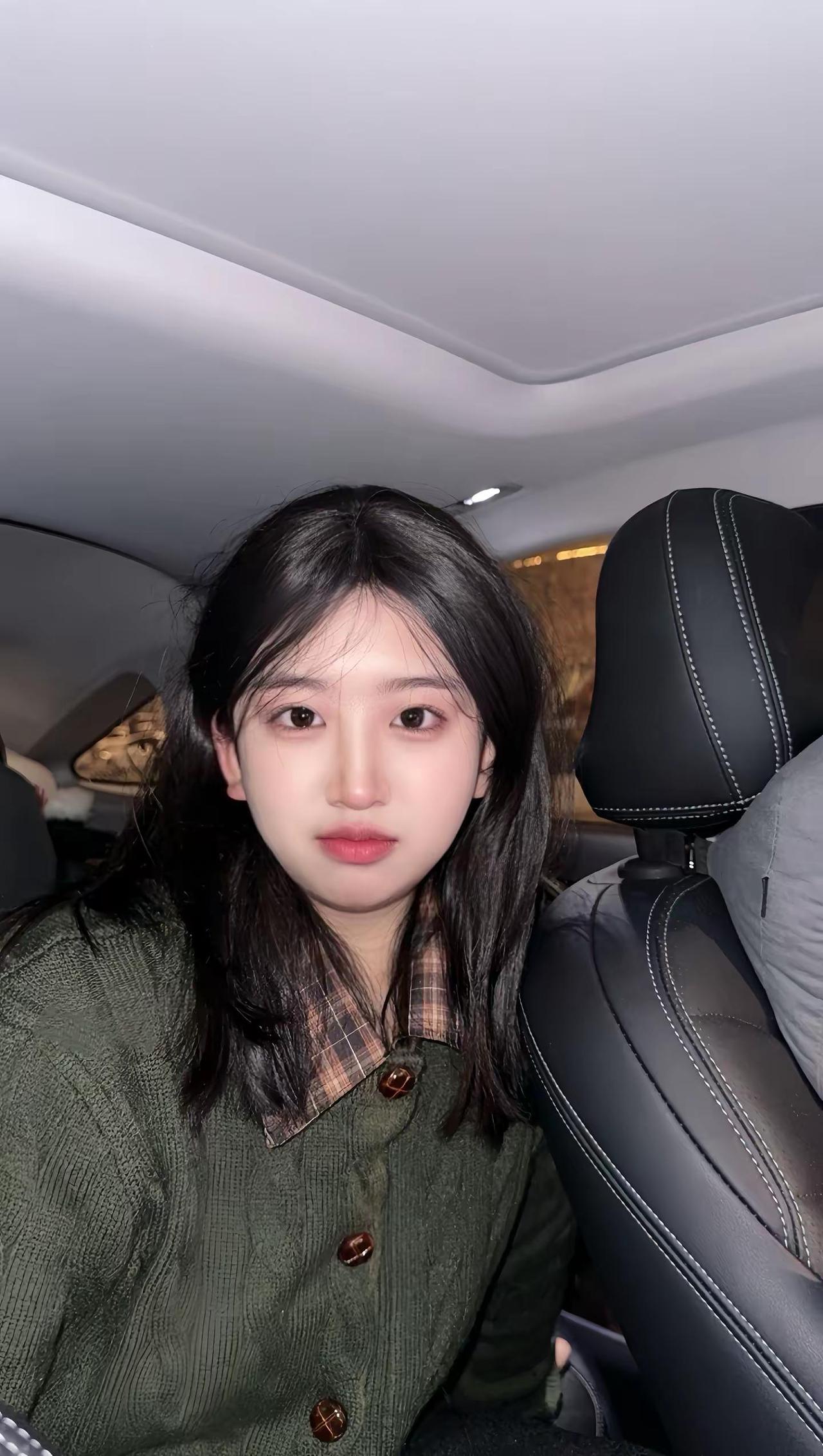 看到你漂亮的眼睛一直笑也是一种幸福