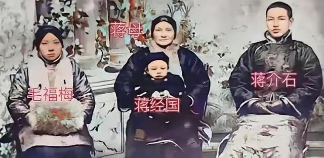 蒋介石对妹妹的独子竺培风十分疼爱。据当时在蒋介石身边的保卫员说，只要竺培风来了，