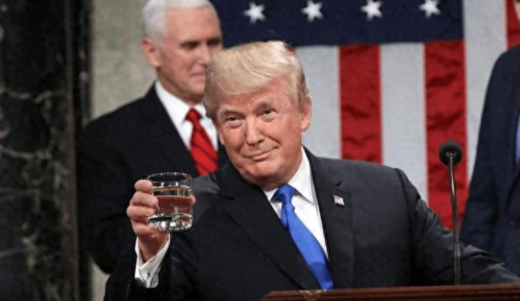 /白宫称愿意放松芯片出口控制换中国出口稀土！美国现在说这事还能信吗？中国这是被蛇