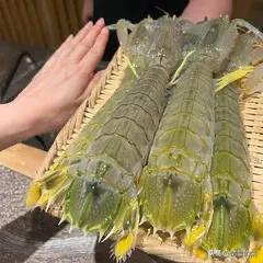 有人举报天价皮皮虾，结局反转，4只皮皮虾1035是正常价格。三亚饭店吃四只皮