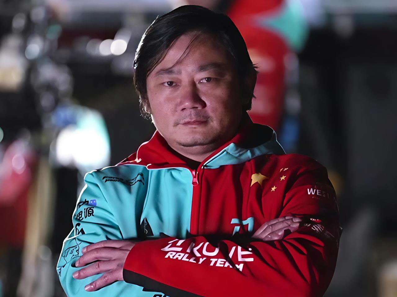 今天陈光标赠张雪劳斯莱斯这事儿总算以陈总将车变现向嫣然医院捐款收场了，陈总这次就