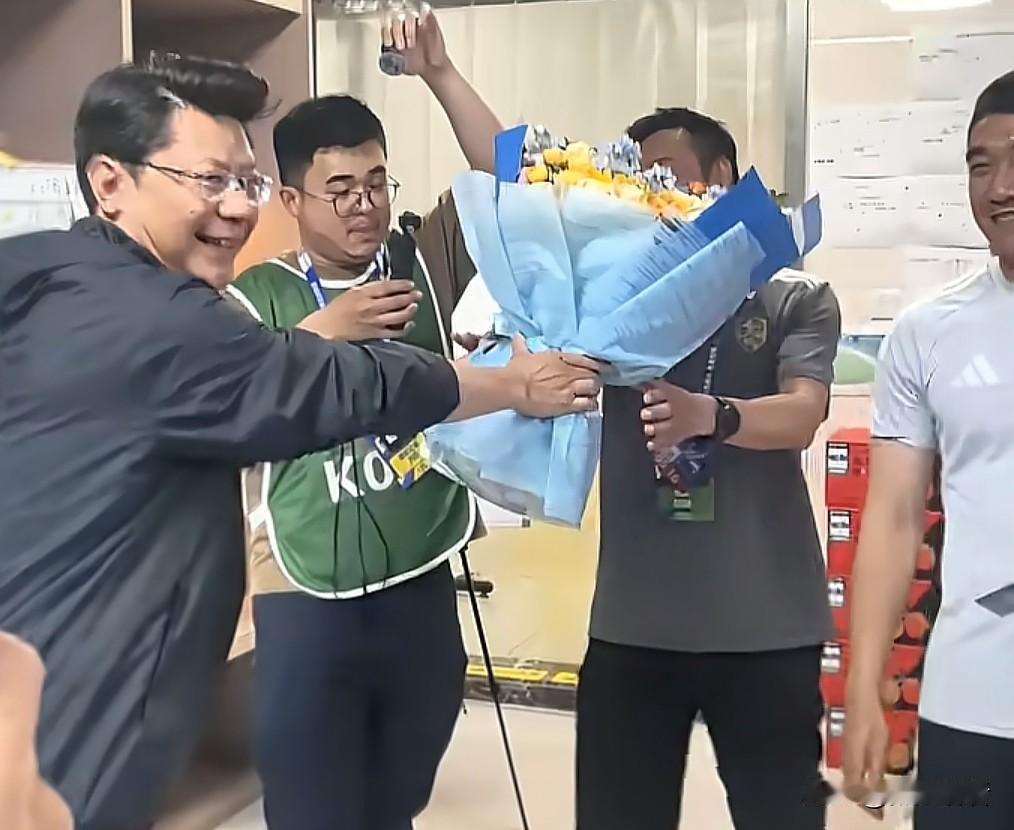 5月16号苏超扬州主场对阵镇江，最终1比0拿下比赛，顺利斩获本赛季主场首场胜利。