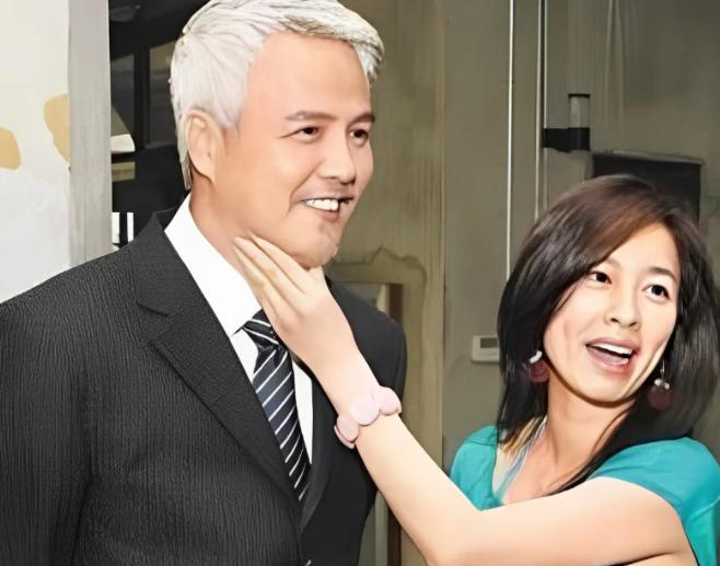 当年，张庭做8次试管婴儿失败后，父母劝说：“没孩子也行，别受罪了。”可丈夫林瑞阳
