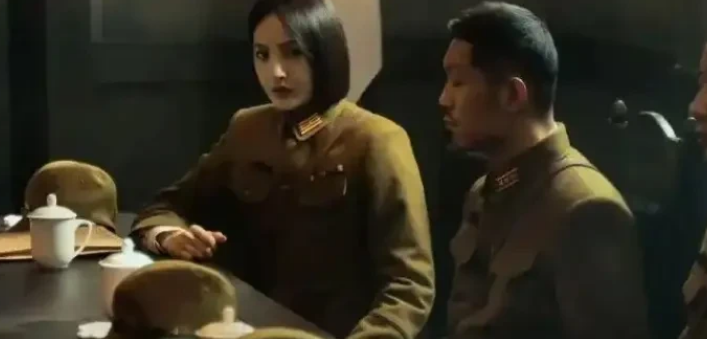 《潜渊》​平田希子死了，这个日本女特工，到死都不知道自己怎么死的。艾晓琪饰演
