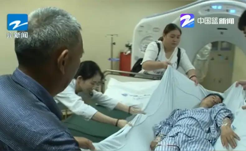 高龄少子化的就医困境!——不结婚不生子的大龄小仙女，你老爹老妈一旦做CT,咋