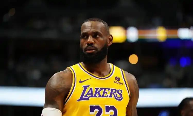 NBA超巨的选秀顺位：1，乔丹，6座总冠军，探花2，科比，5座总冠军，13顺