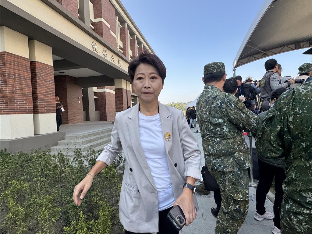 陈亭妃初选力压赖系林俊宪，媒体人揭赖清德全程臭脸，台网友酸“校长气死了”民进党