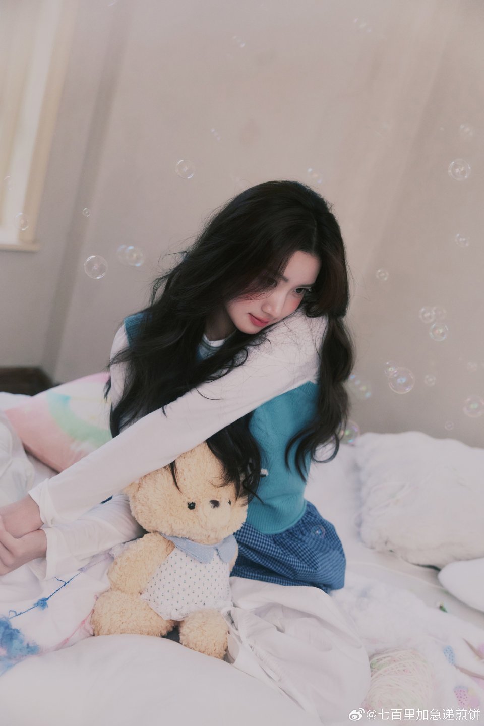 卢昱晓真的很会拍，她的照片很鲜活很生动