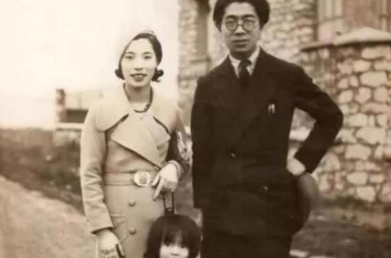 1945年，陈芝秀抛下家人私奔，多年后与女儿在杭州重逢，一句简单的诉说，让女儿放