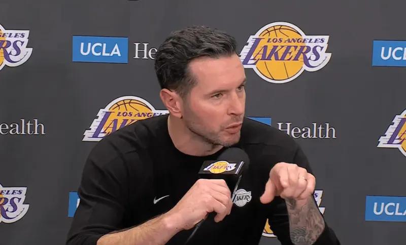 湖人输球，主要原因就是防守没做好……！篮板球方面，湖人25-48落后火箭，火