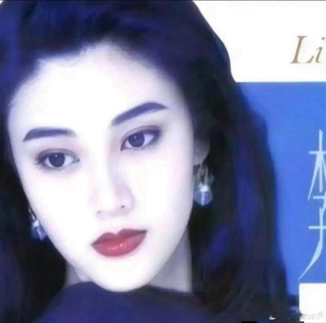 关之琳和李嘉欣抢刘銮雄，谁赢谁输不光看脸。刘銮雄送给关之琳一套8000万的房子，