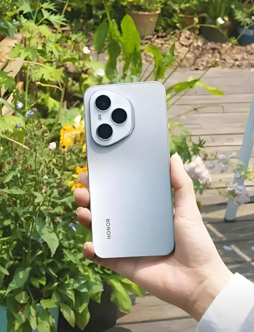 很庆幸买了荣耀400Pro，没买华为Nova14Pro。最近换手机，在华为Nov
