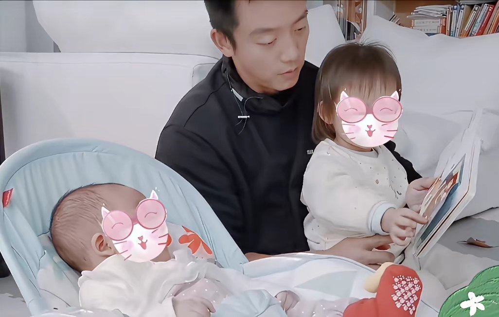 别再羡慕郑恺女儿英文水平好了，仅有一个条件我们普通人就达不到，别看小酸奶现在表现
