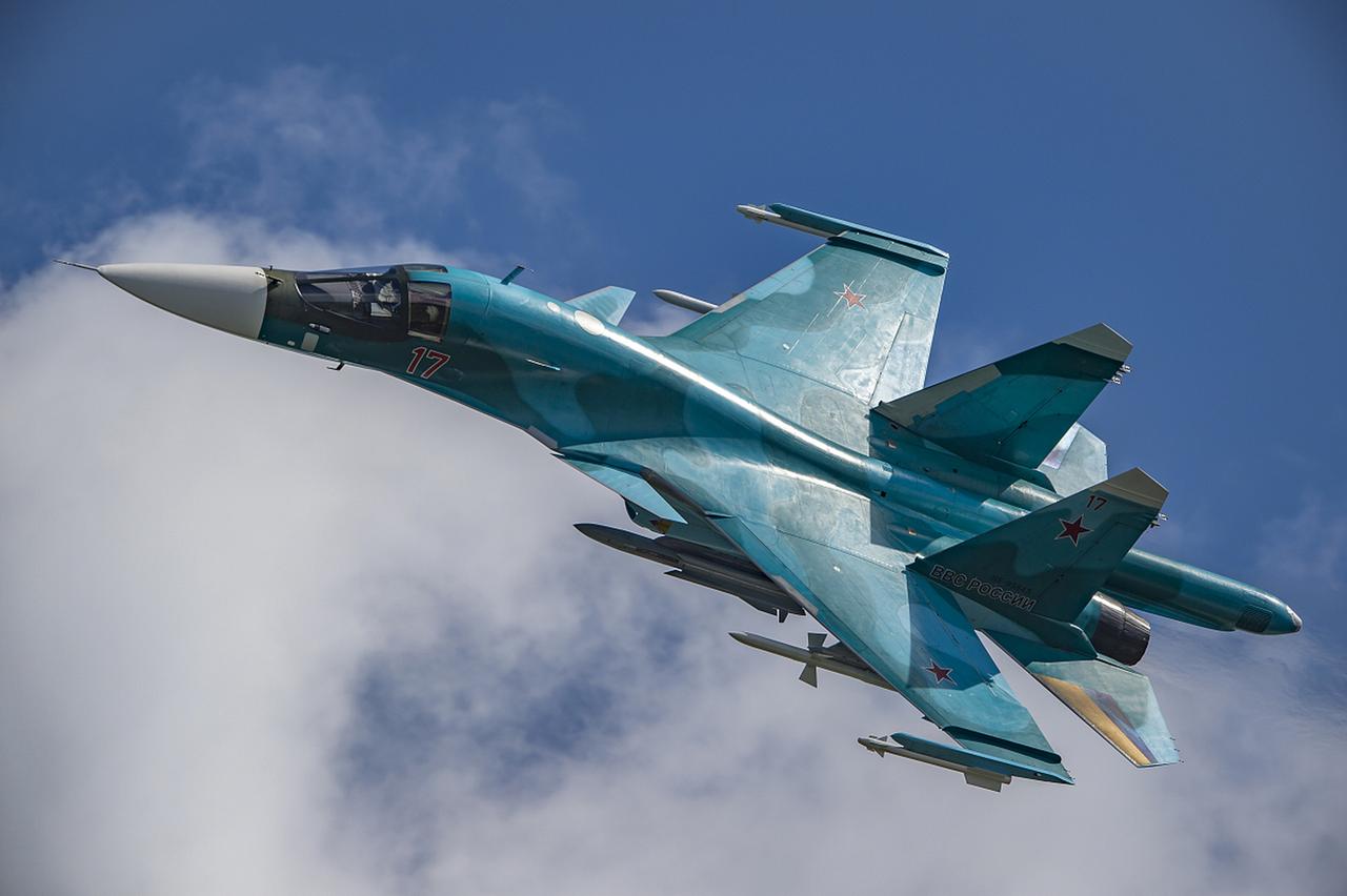 日前俄方发布了Su-34机组成功躲避乌军“爱国者”防空导弹拦截的新闻——该机
