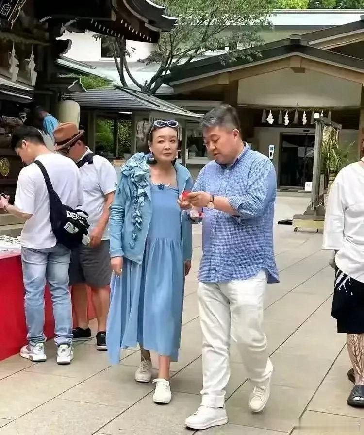 70多岁有这容貌真的不算老。