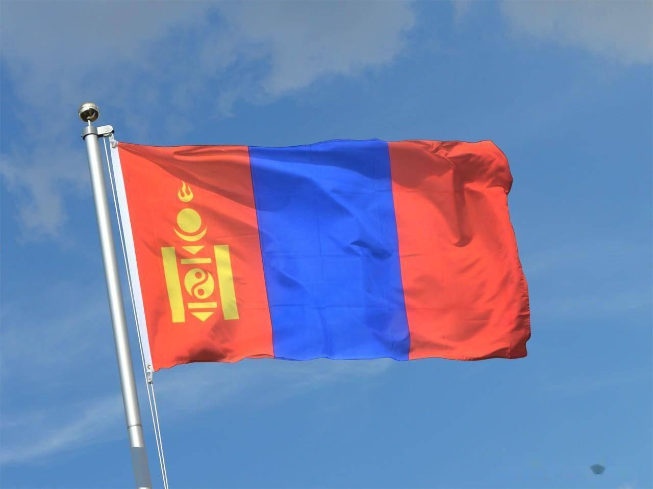 蒙古这下算是狠狠踢到铁板了！本以为手握对华陆路通道就能漫天要价坐地起价，谁能想到