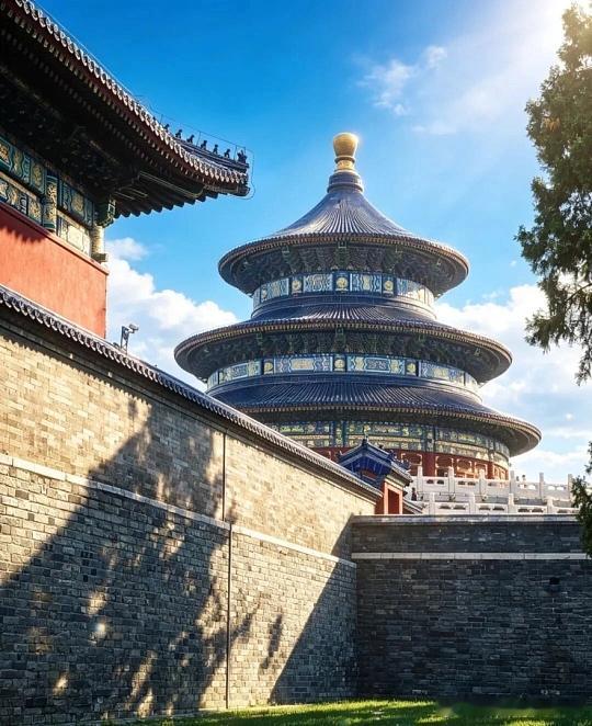 原来天坛不只是一座古建，更是古人亲手打造的立体历法。祈年殿28根柱子暗藏大智