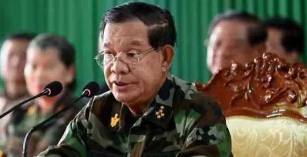 小国家，没有实力的国家千万不要在大国之间左右逢源，这次柬埔寨被泰国暴揍，为什么几
