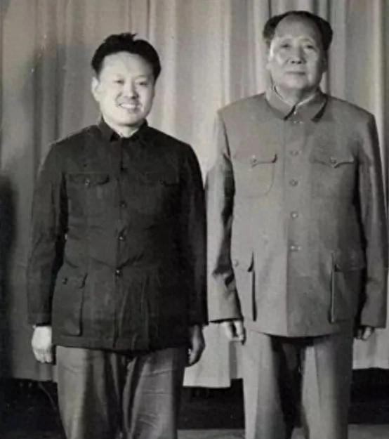 毛主席为何在七十年代之后不再食用辣椒？程汝明坦言医生其实并没有那么大的影响力1