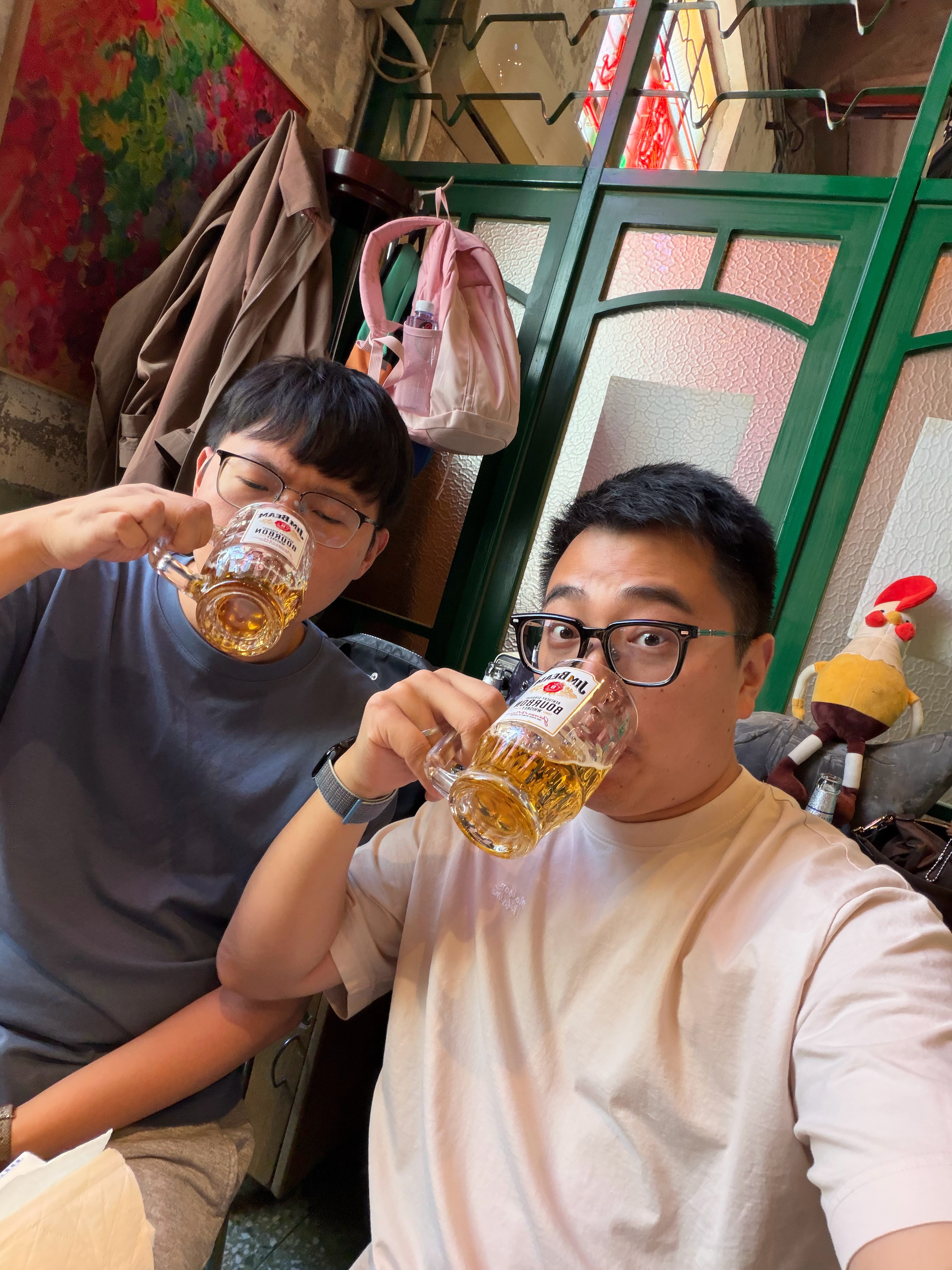 来北京3天至少胖了5斤，除了早饭不喝酒，其他一顿都少不了[捂脸哭][捂脸哭]​​