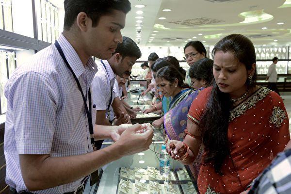 中国gdp5倍印度_2019印度gdp(2)