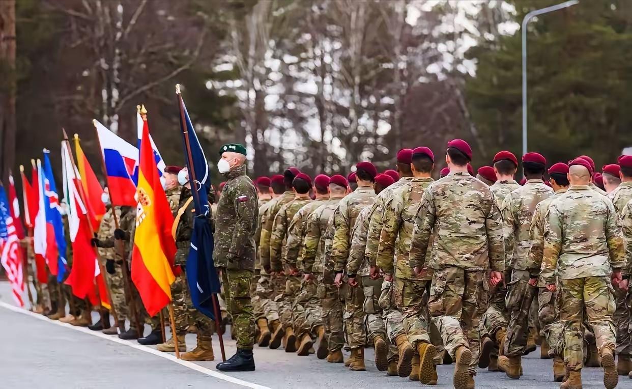 历史再次轮回！英、法、德、意，外加波兰、芬兰、挪威、荷兰，宣布组建“联军”，准备