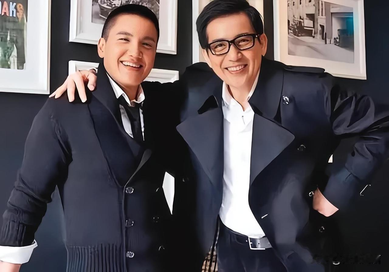 大帅哥秦汉的儿子和女儿都没有父亲长得漂亮。秦汉唯一的妻子是邵乔茵，籍贯广东，