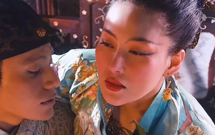 当年，徐克想邀请“陈坤”来出演温柔又不是很娘的“雨化田”，但当陈坤接到剧本时却犹