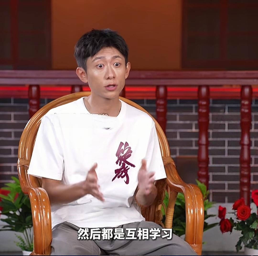 本以为杨紫的白玉兰获奖最感人没想到是张一山的“场外应援”把我整破防了！张