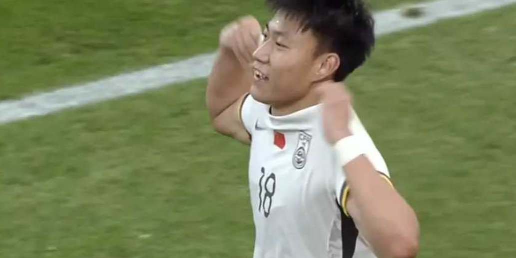 其实，重庆铜梁龙从西班牙马贝拉俱乐部租借一年的杜月徵下个赛季有可能被其它中超球队