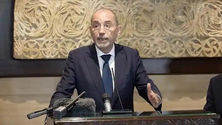 太揪心了！黎巴嫩的战火已经烧得停不下来，就在当地时间4月10号，约旦和欧盟再也坐