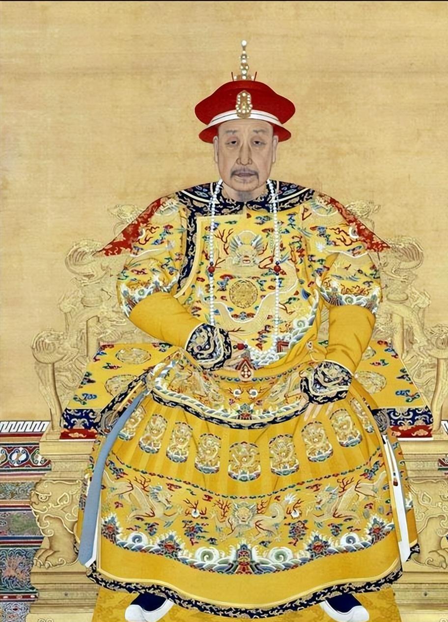 乾隆嫌考生太丑，当场出上联羞辱：“独眼不能登金榜。”满朝大臣捂嘴偷笑。考生不慌不