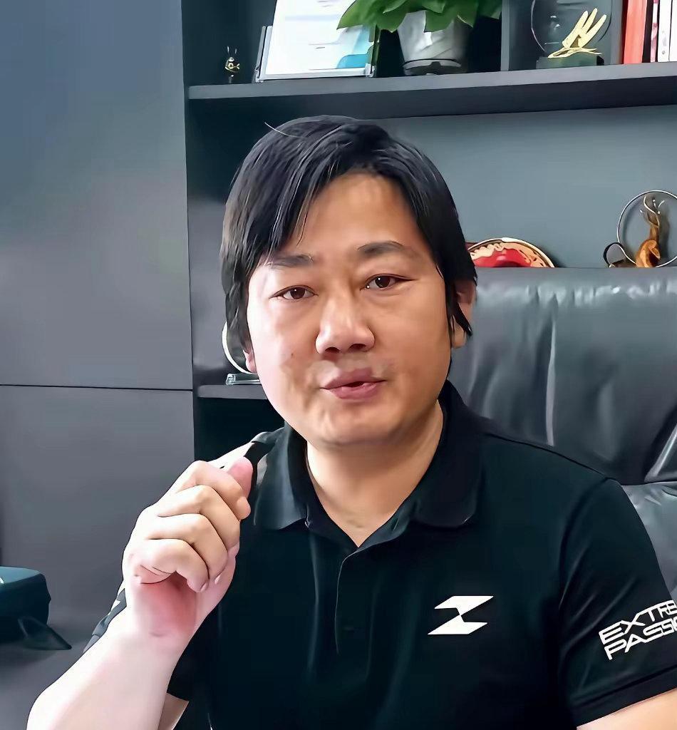 一台四万多的张雪820RR，六天裂缸，机油泵供油不畅。286台已交付车，全部召