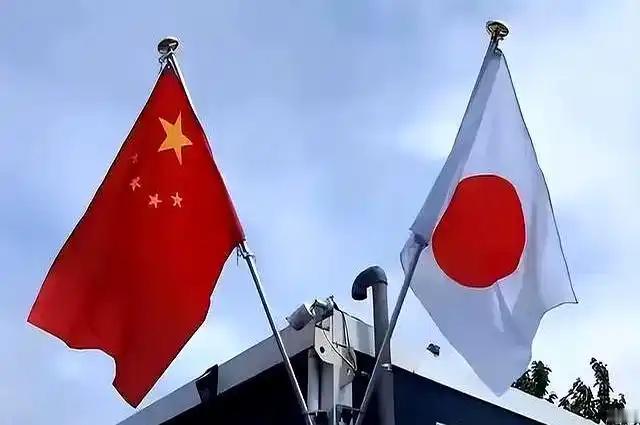 中日对峙，已经紧到极限。真动手，绝不是吓唬人。2026年10月10日，日本打